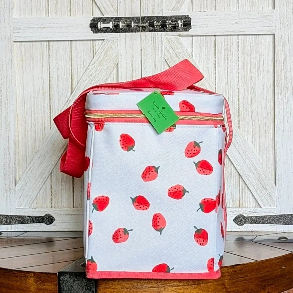 🆕 Kate Spade New York Insulated Cooler, Strawberry Pattern 🍓 - Picture 2 of 4